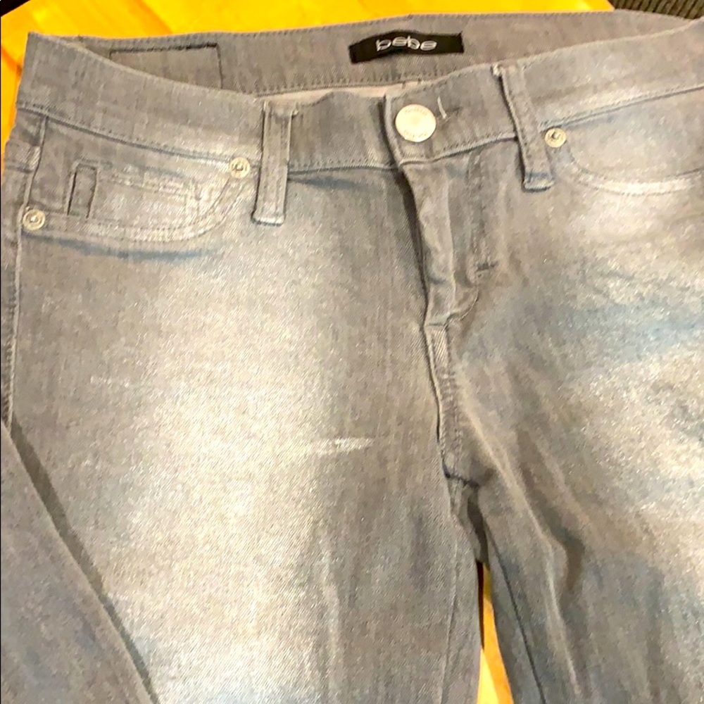bebe gray silver sparkle low waist jeggings. Sz 27